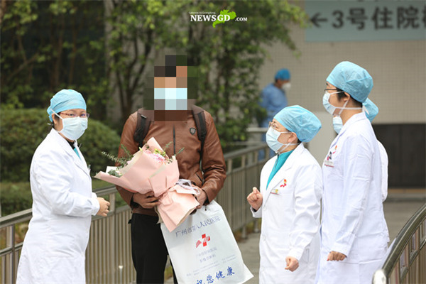 【Multilingual】5 expats discharged in Guangdong
