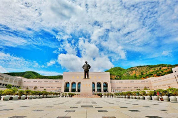 CPC senior official stresses promoting Yan'an spirit
