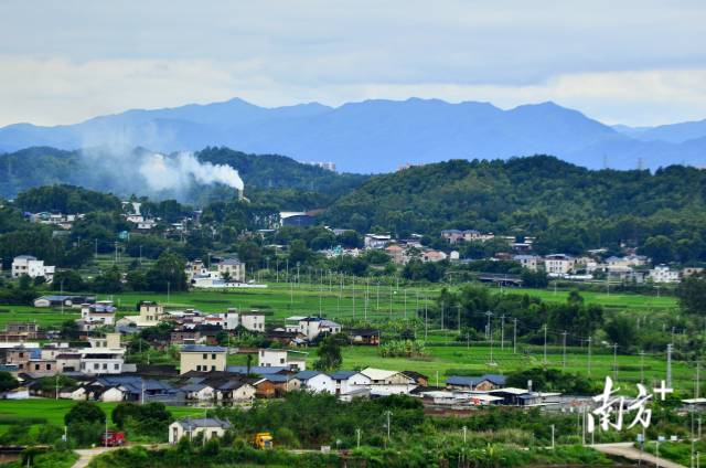 5月16日，梅州蕉岭，群山苍翠，乡村美丽。shipio 摄