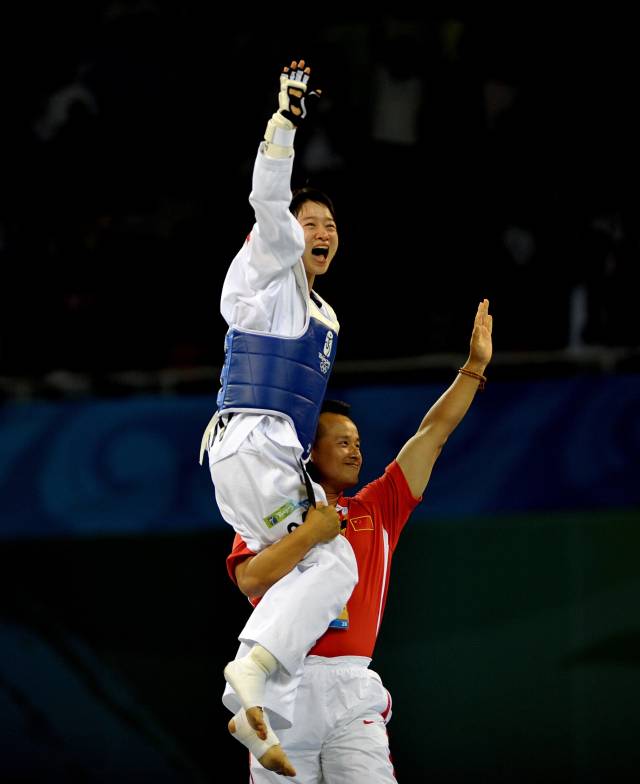 奥运冠军吴静钰在生下宝宝后，同样复出征战东京奥运会。