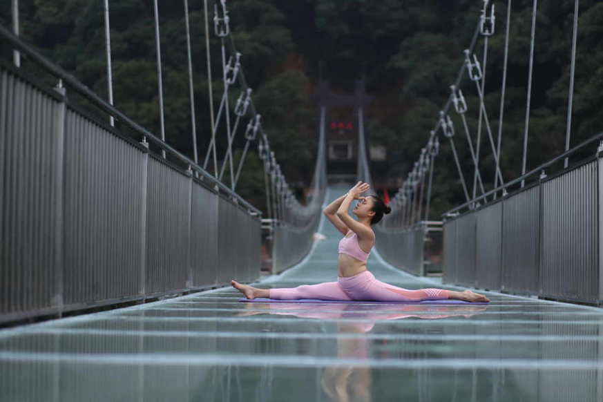 World's longest glass skywalk in Guangdong