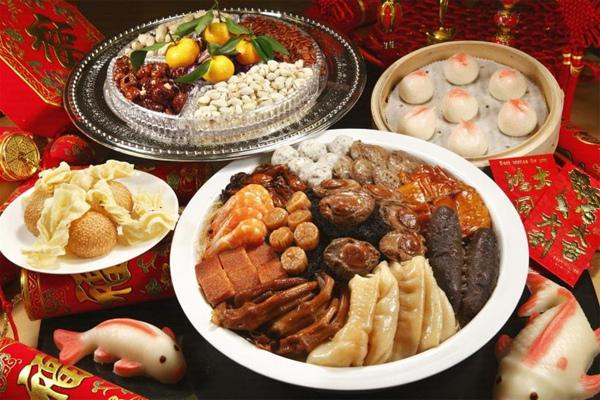 What's special food for Spring Festival in Guangdong?