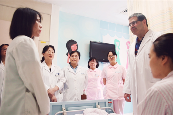 Two years of directing a urogynecology department in Guangzhou’s public hospital