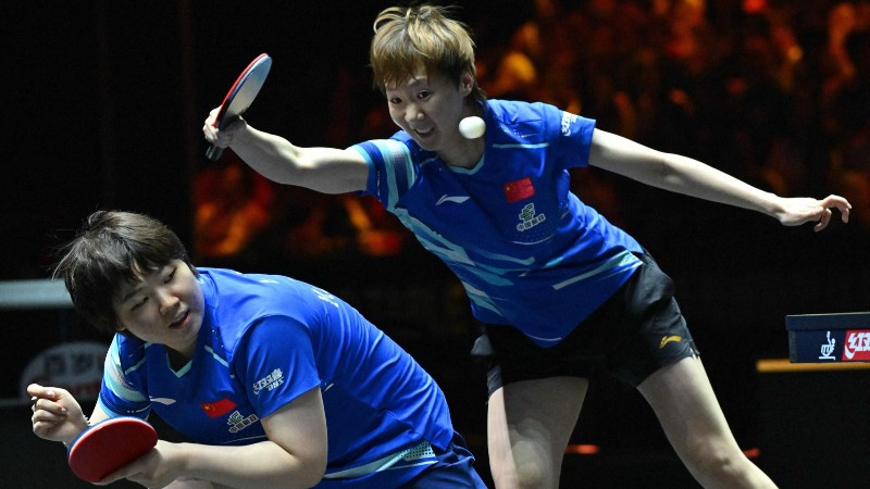 蒯曼/王曼昱逆转日韩组合 夺得WTT中国大满贯女双冠军