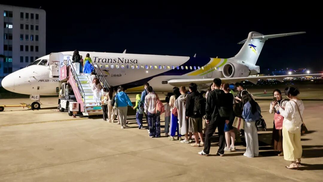 New direct flight route links China's Shenzhen with Indonesia's Manado