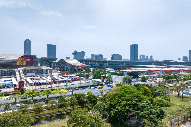 Overseas buyer badge application of the 138th Canton Fair