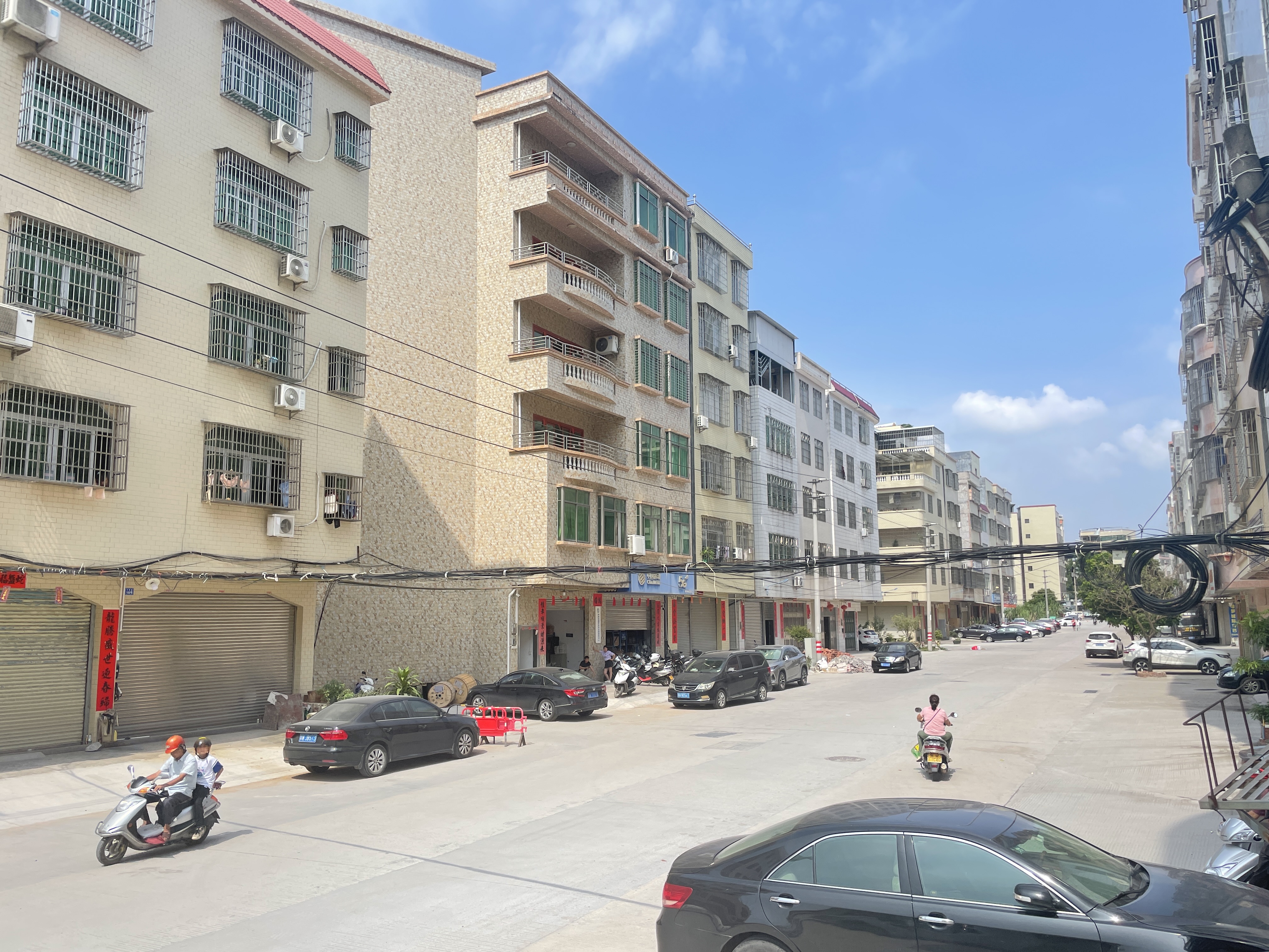 罗定市素龙街道：三十余载“断头路”变“连心路”