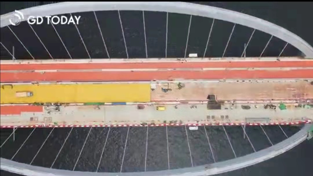 Tseung Kwan O - Lam Tin Tunnel and Cross Bay Link opens to traffic on December 11th