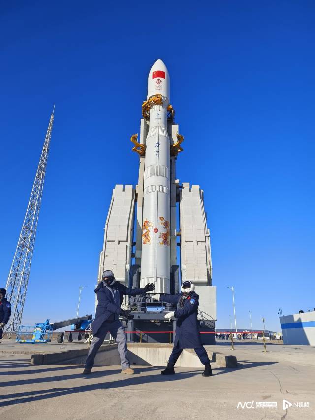 广州造火箭的00后：拧了千颗螺栓，用30天装只“吉祥龙”
