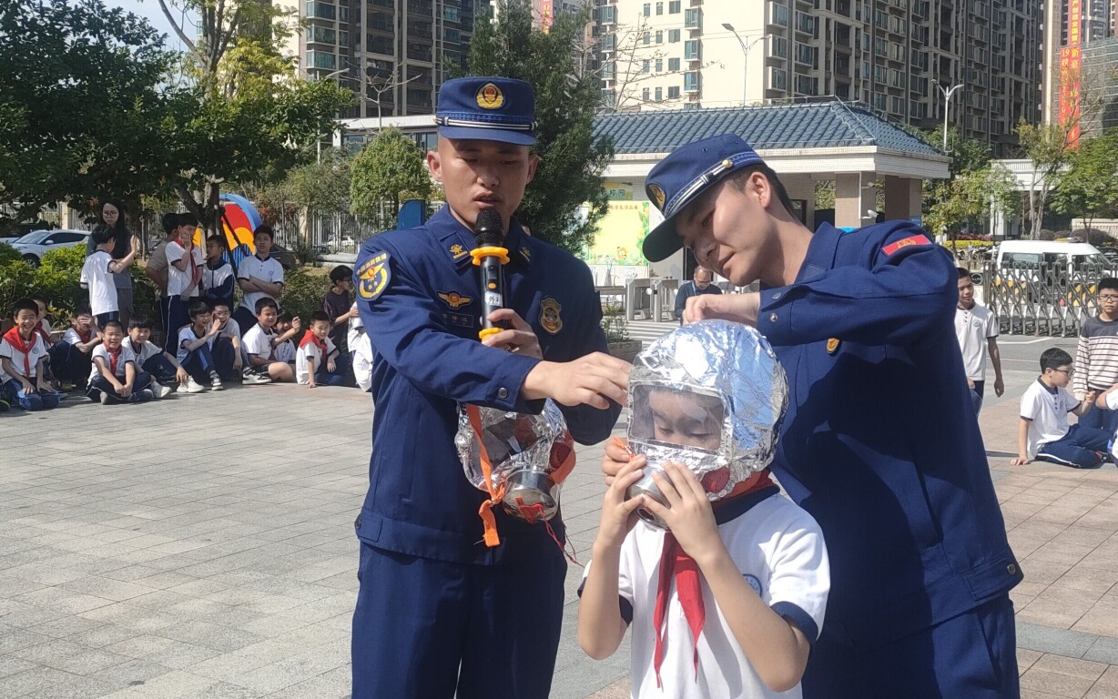 新兴：消防宣传进校园 筑牢安全防火墙