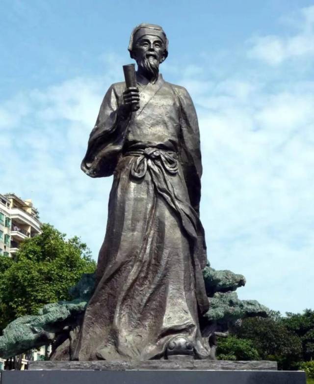湛若水塑像