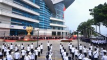 香港和澳门举行升旗仪式 庆祝中华人民共和国成立74周年