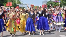 汕头15辆花车46个表演方阵引海外侨胞“云游”共贺 汕头15辆花车46个表演方阵引海外侨胞“云游”共贺