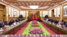 习近平会见巴新总理:赓续传统友谊 拓展合作领域 习近平会见巴新总理:赓续传统友谊 拓展合作领域