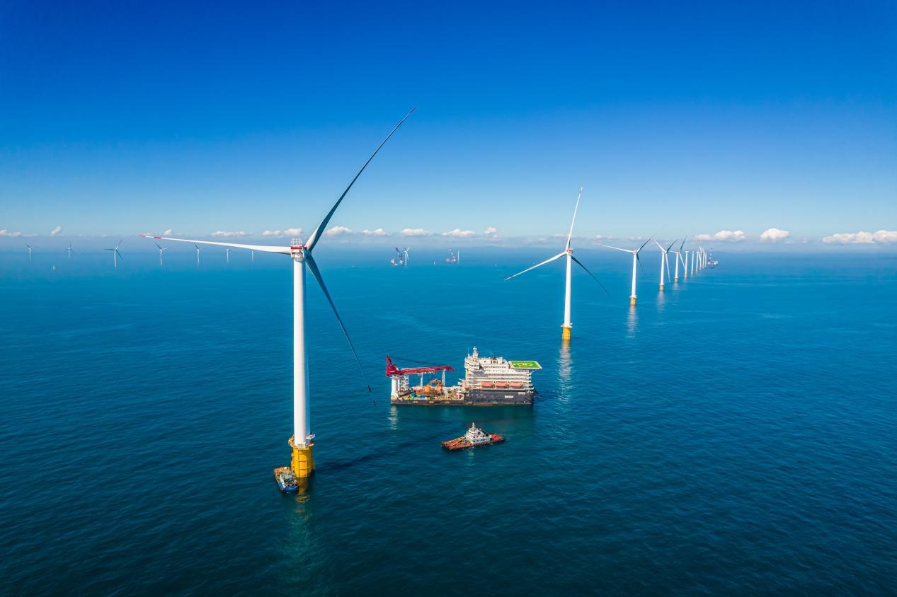 神泉二海上风电项目首批11兆瓦风机并网发电