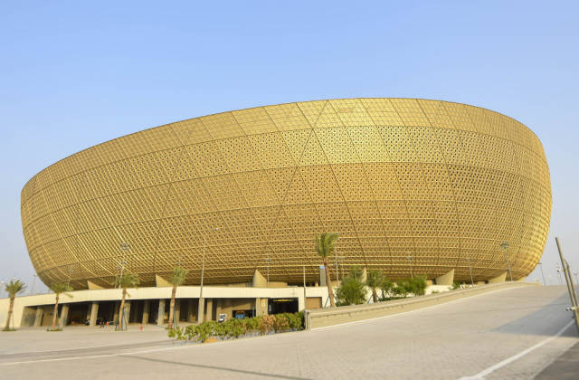 8月11日在卡塔尔首都多哈拍摄的卢赛尔体育场。新华社发（尼库摄）