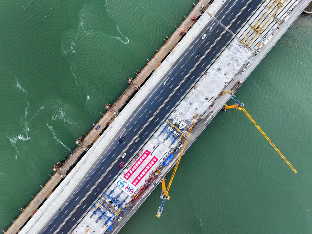 　　这是1月21日拍摄的深汕西高速长沙湾跨海特大桥（无人机照片）
。有利于更好促进投资和消费
。<p style=