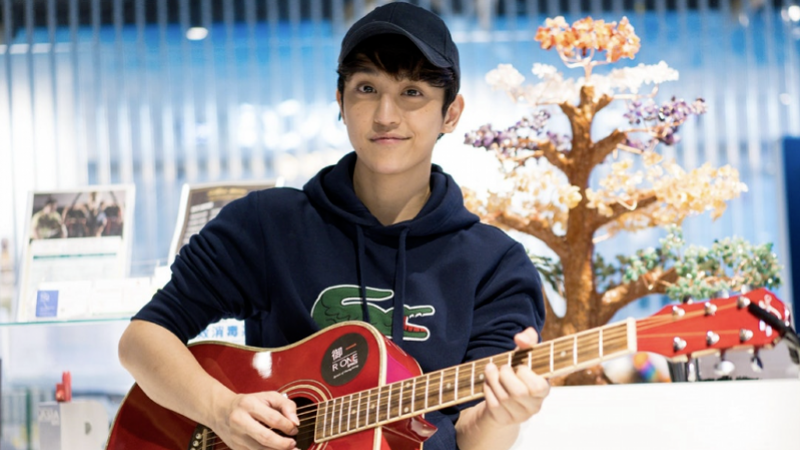 香港一歌手涉毒被捕！现场有大批毒品，警方最新披露