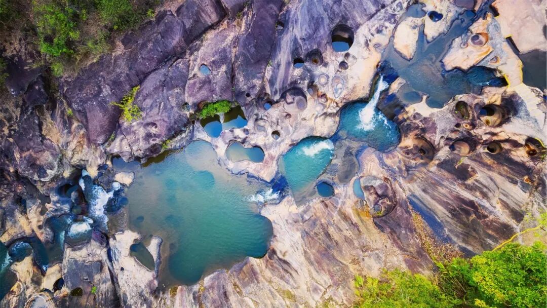 青岚怪臼谷国家地质公园