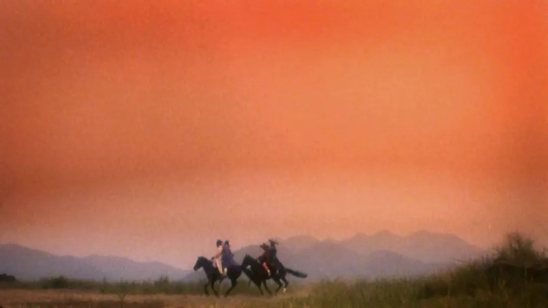 胡金铨、徐克联合执导的电影《笑傲江湖》（1990）剧照。（资料图）