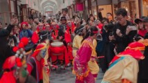 潮汕英歌舞:当英歌踏上“英歌land”,中华民族的DNA动了 潮汕英歌舞:当英歌踏上“英歌land”,中华民族的DNA动了