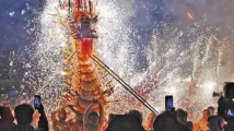 氛围感拉满!看广东各地“花式”闹元宵→ 氛围感拉满!看广东各地“花式”闹元宵→