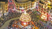 逛庙会、赏花、闹元宵,广东元宵文化“大餐”圈粉全球游客 逛庙会、赏花、闹元宵,广东元宵文化“大餐”圈粉全球游客