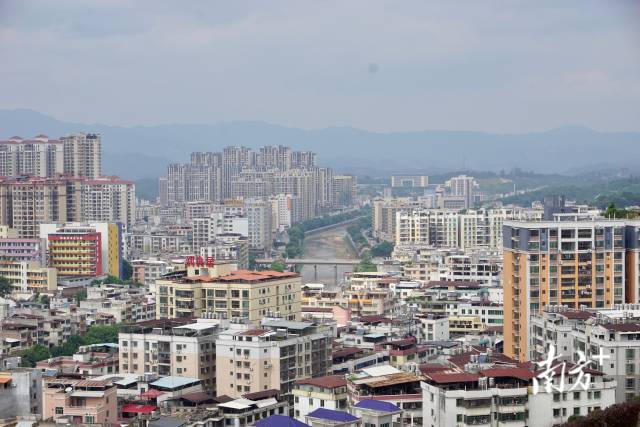 王阳明上《添设和平县治疏》后，和平始立县。图为和平县城。