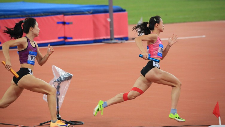 图集丨广东队获十五运会田径比赛首金