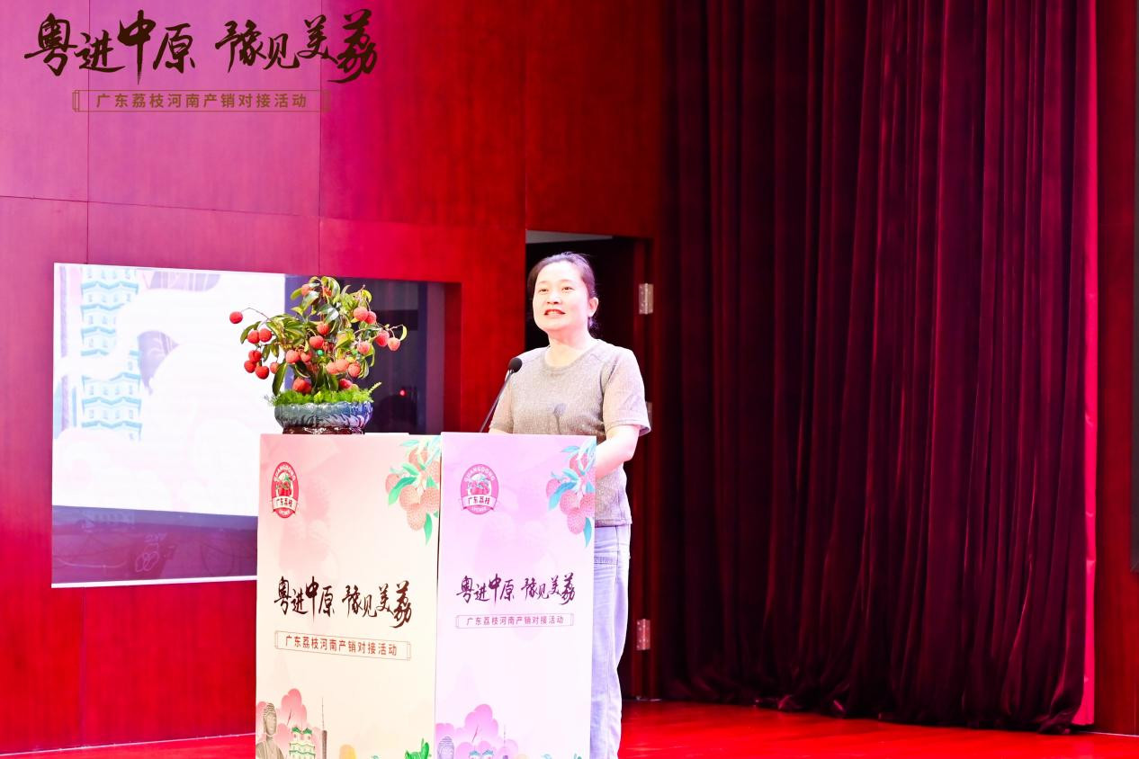 郑州丹尼斯百货有限公司采购部部长孙宝玲分享采购计划。