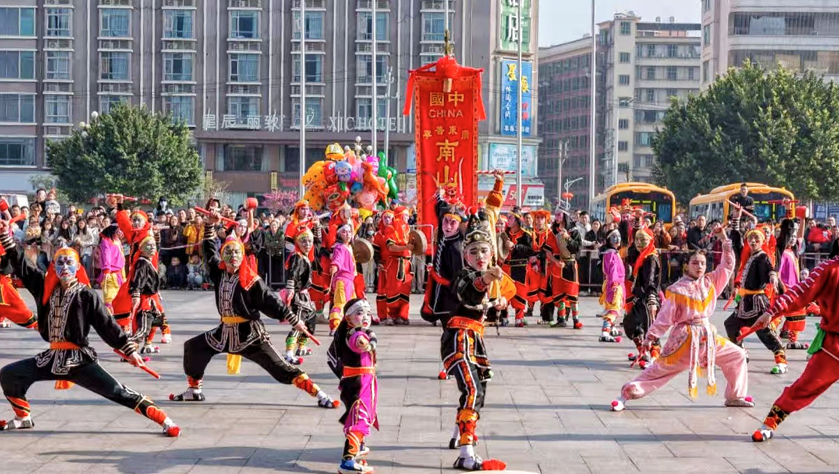 Puning Yingge inheritor Chen Laifa honored as 2024 ICH Person of the Year