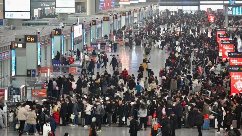 春运期间铁路车票已累计发售3.32亿张