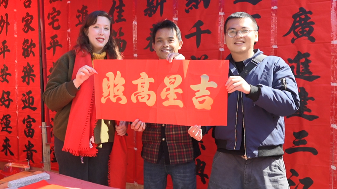 American girl decodes Chinese New Year celebrations in Foshan