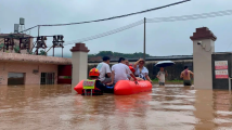 【阳江】强降水致多地居民被困 消防队员紧急救援 【阳江】强降水致多地居民被困 消防队员紧急救援