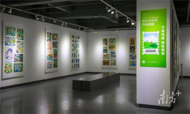 名家作品展示。