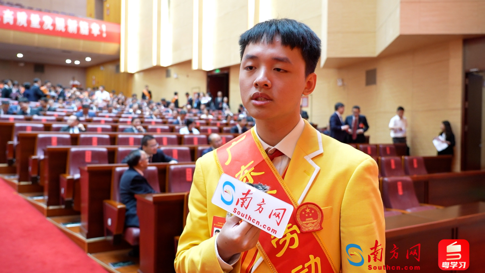 广东省劳动模范、广州市工贸技师学院竞赛中心移动应用开发专业教师马贞鹏。