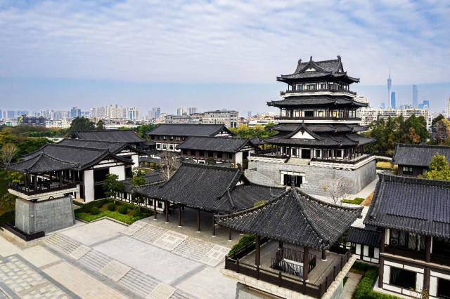 《热闹的大湾区灯会氛围组》李广松