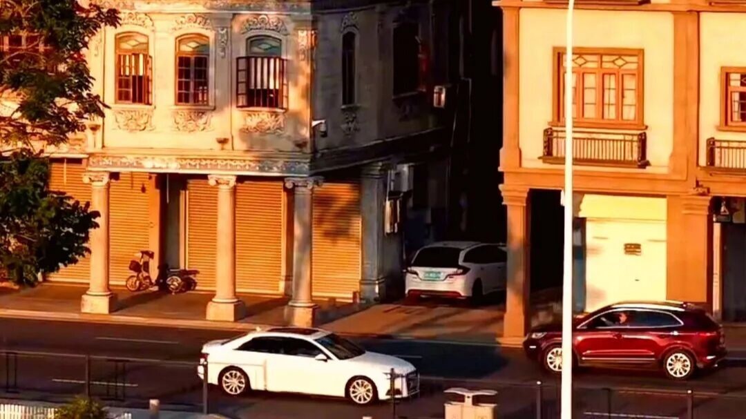 Shantou, gilded by dusk