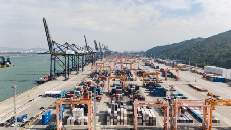 今年前十月，广东进出口7.8万亿元、增长3.7%