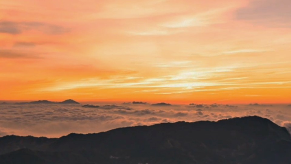 Tides surge in Hanjiang River; hometown love spans worldwide