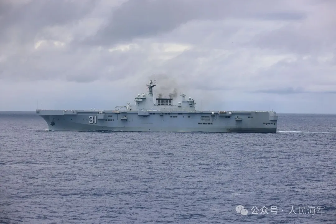 高强度海上训练海南船的最新照片已发行