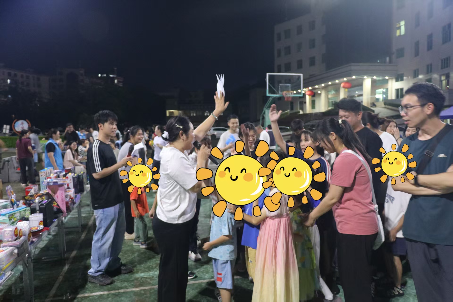 郁南县都城镇：“艺起乡见‘百千万’”文明实践集市精彩纷呈