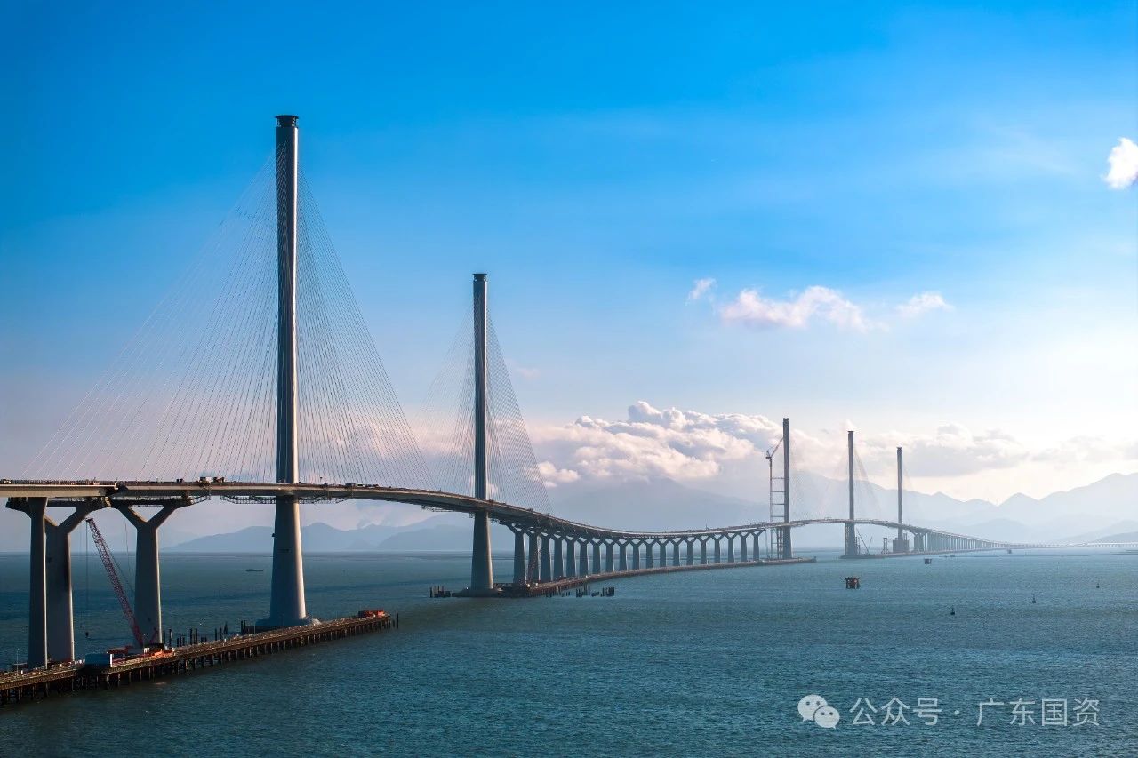 ▲黄茅海跨海通道建设现场