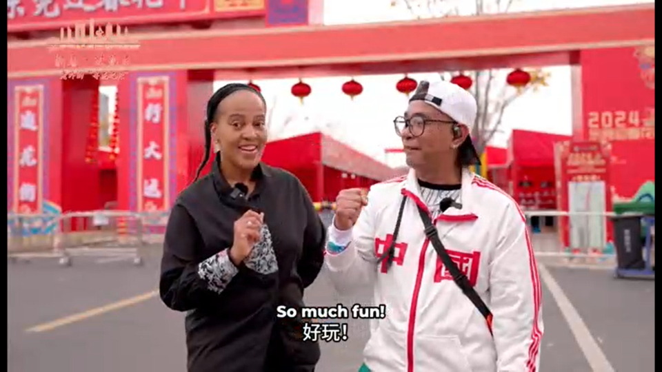 Impossible mission? 'Dragon Chasing' in Dongguan Flower Fairs