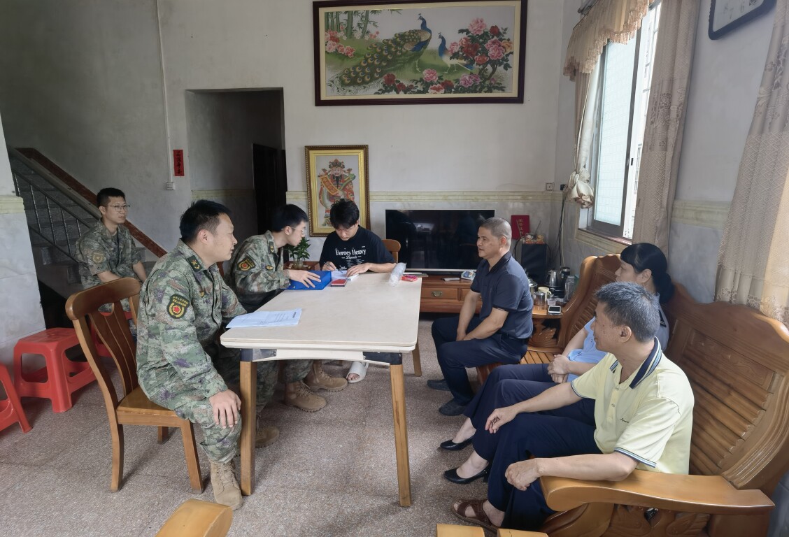 云城区：严格把好兵员政治关