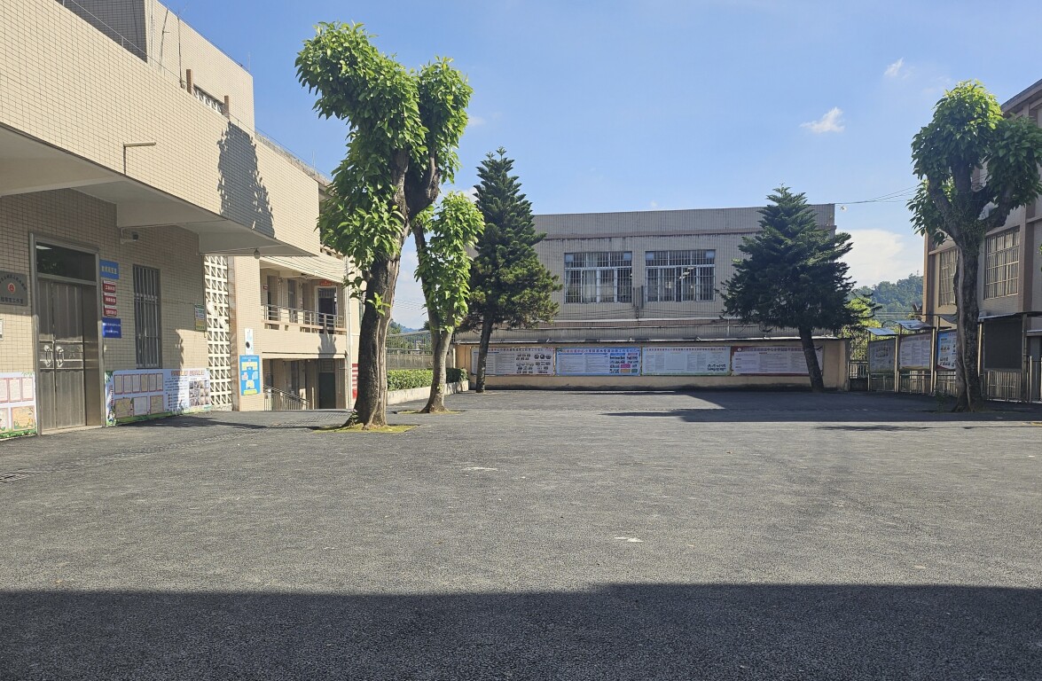 云城区：精准监督办实事 助推校园“旧貌”换“新颜”