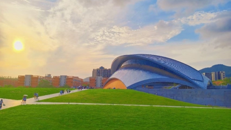 以学科专业建设筑造特色，广东开放大学服务全民终身学习