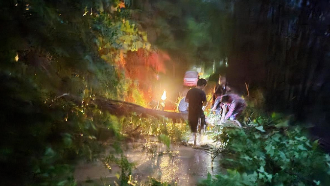 肇庆！暴雨！特大暴雨！说好的暴雨来了，防御不可大意！