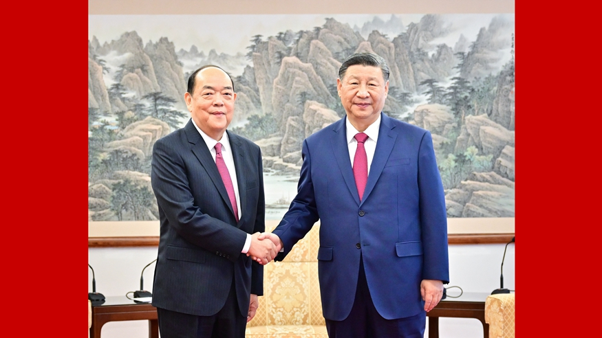 Xi acknowledges work of outgoing Macao SAR chief executive