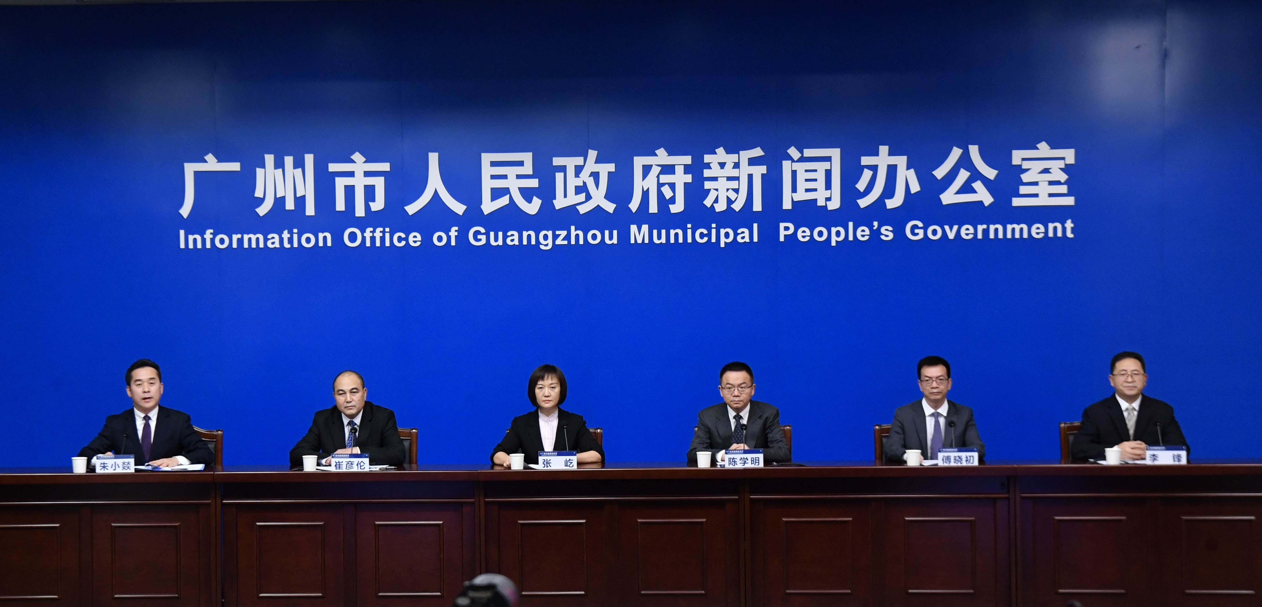 GZ+2,637 cases, Liwan&Panyu tighten COVID-19 control for 5 days